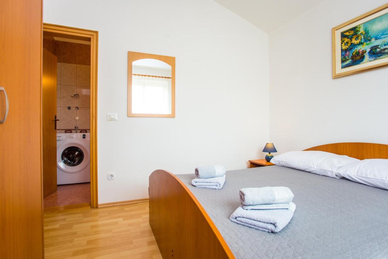Lorena Apartman *