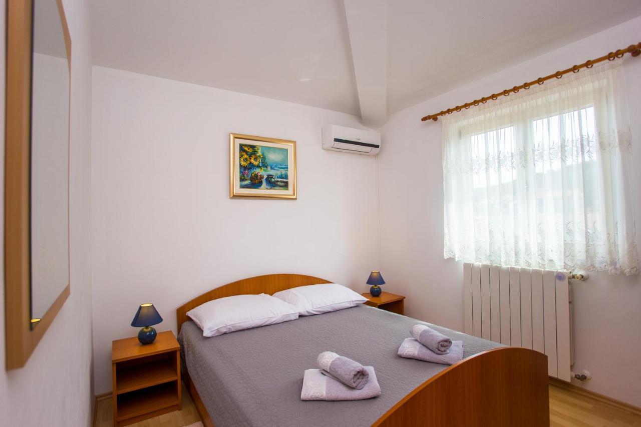 Lorena Apartman