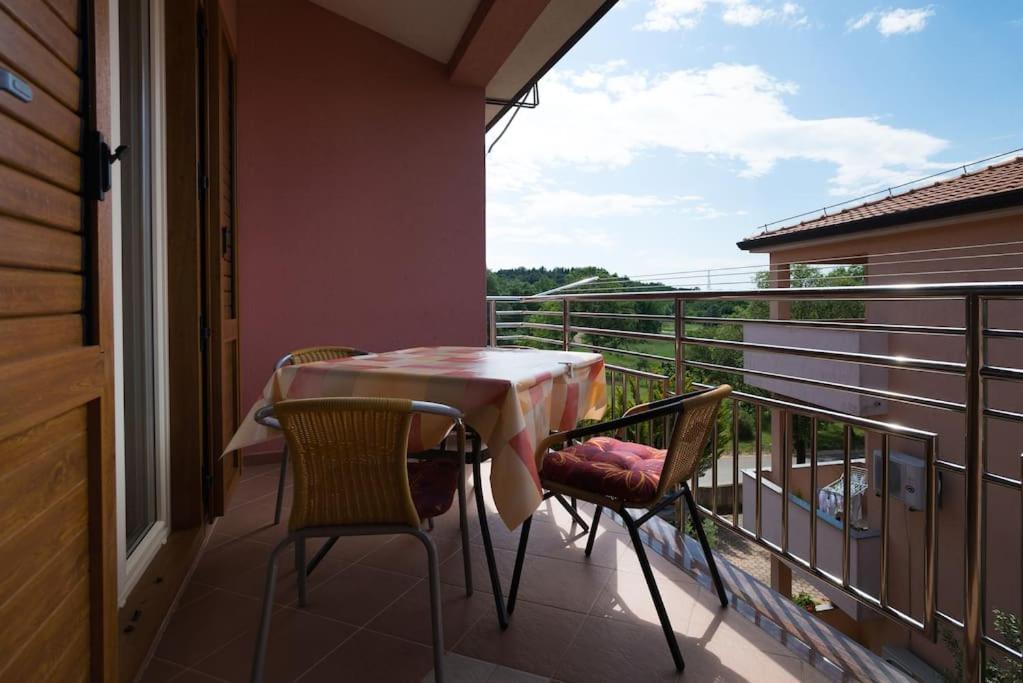 Lorena Apartman