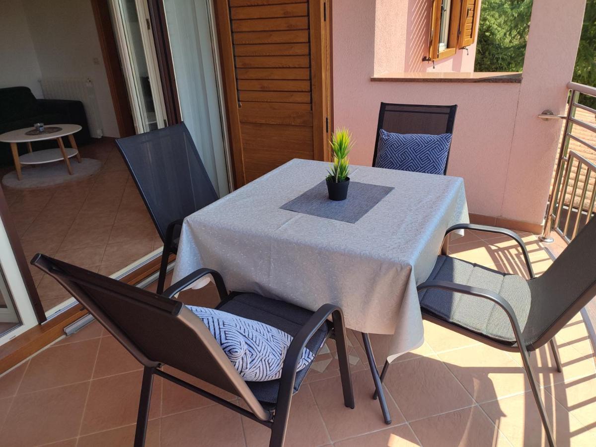 Apartman Lorena *