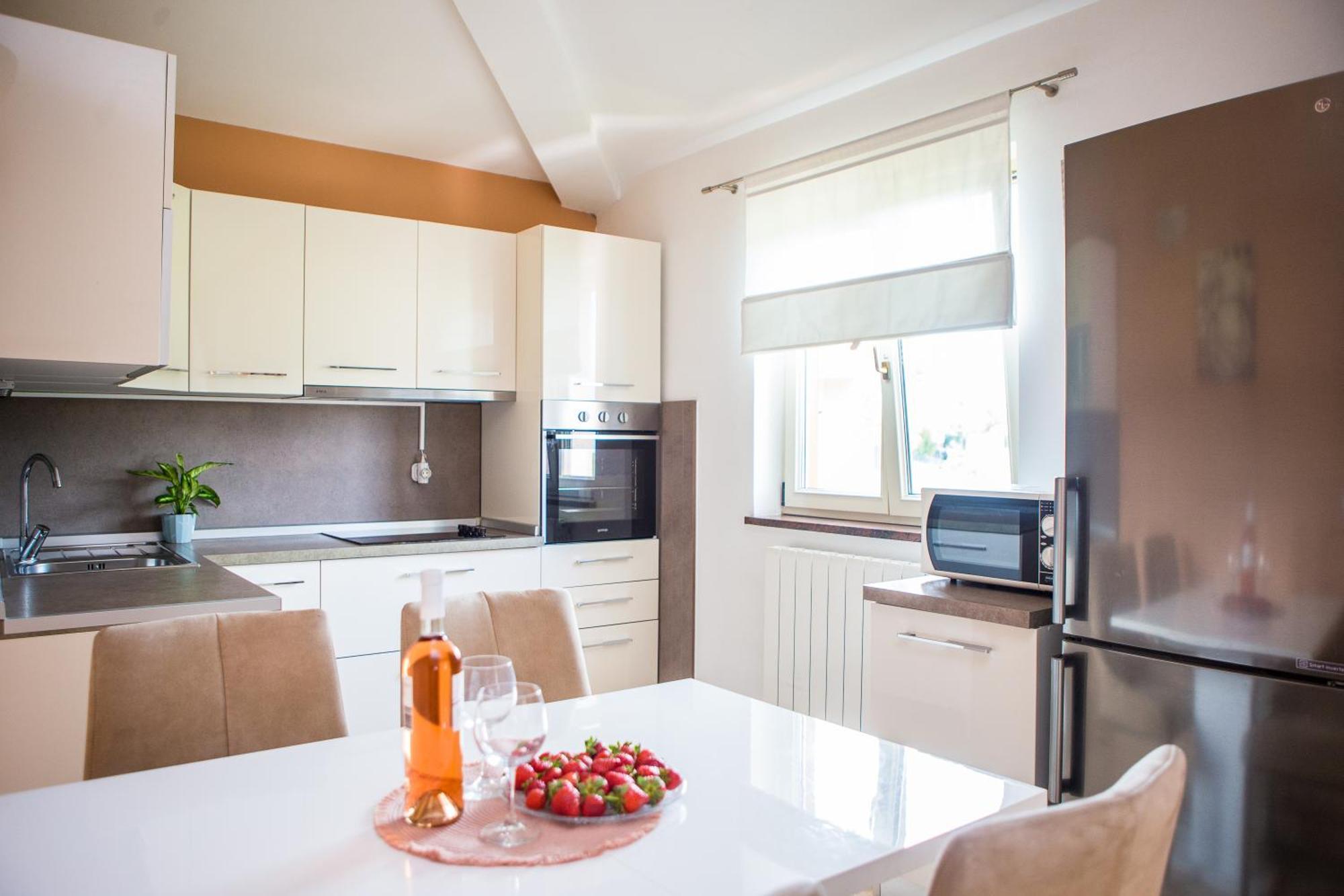 Lorena Apartman