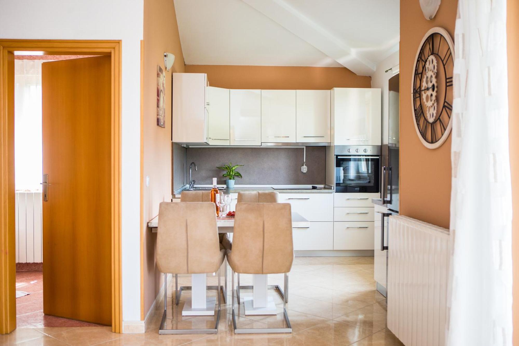 Apartman Lorena *