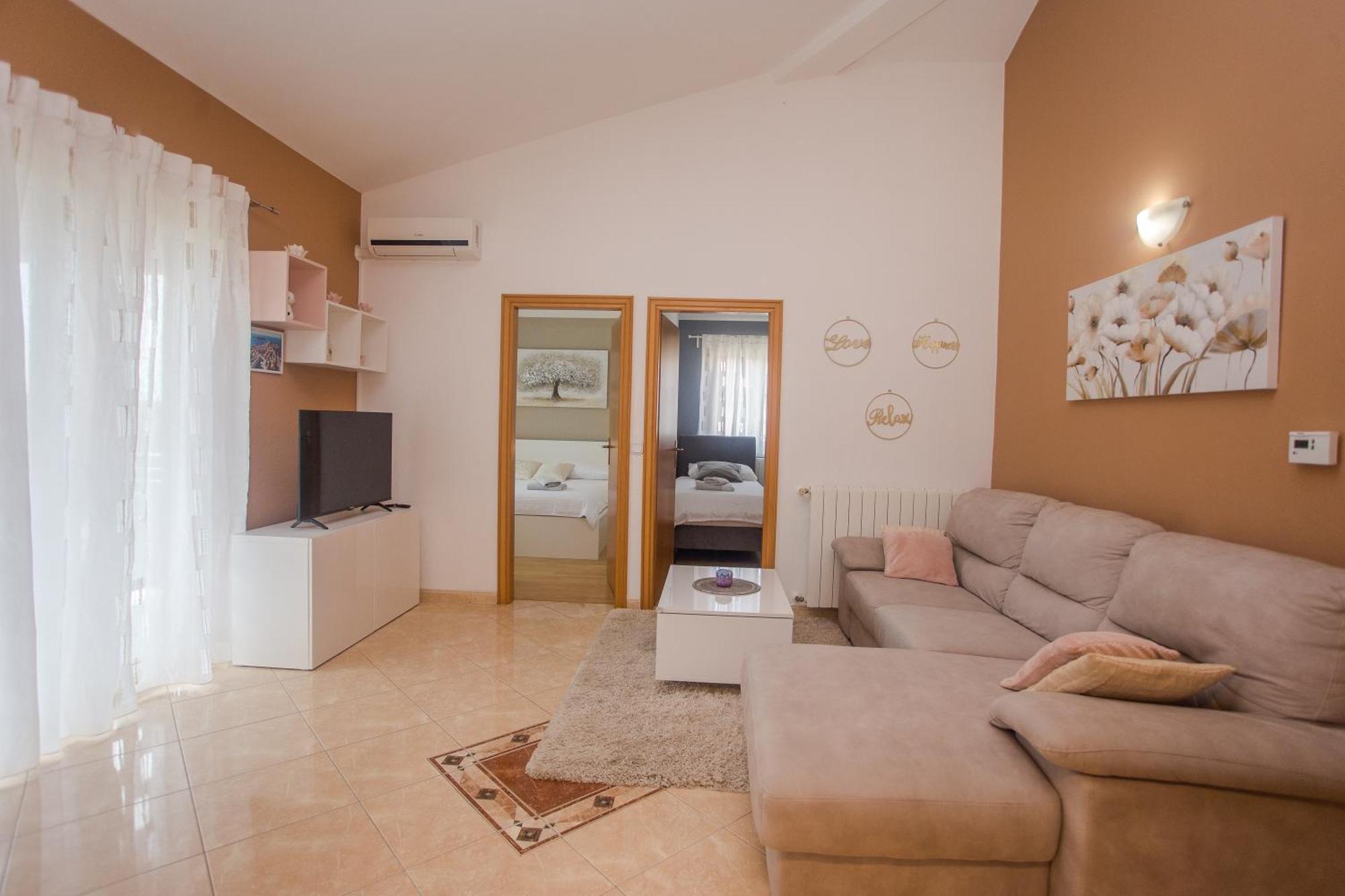 Apartman Lorena